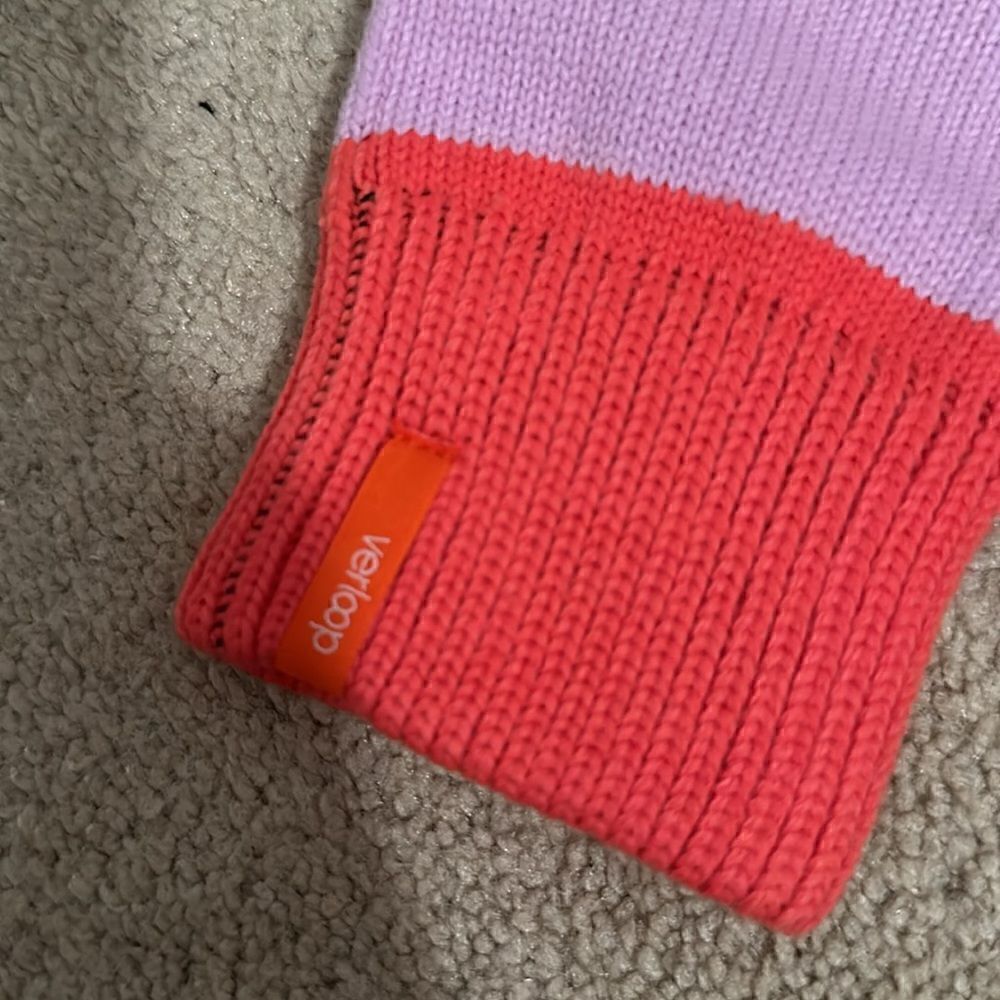 Verloop brand new tech gloves. - Picture 4 of 4